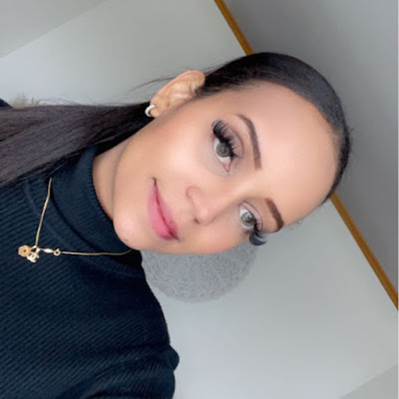 Meet your Posher, Carolina - Picture 1 of 1